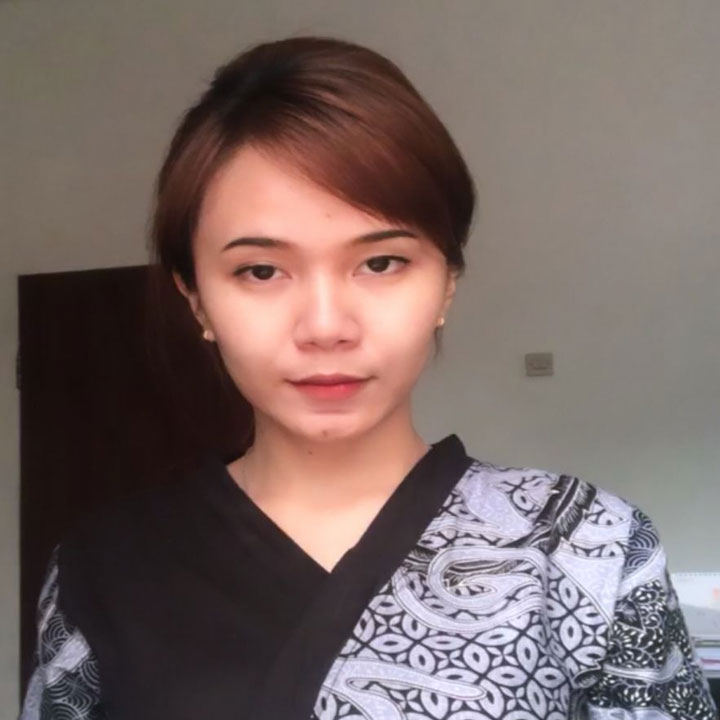 Ms. Elyzabeth Daniel